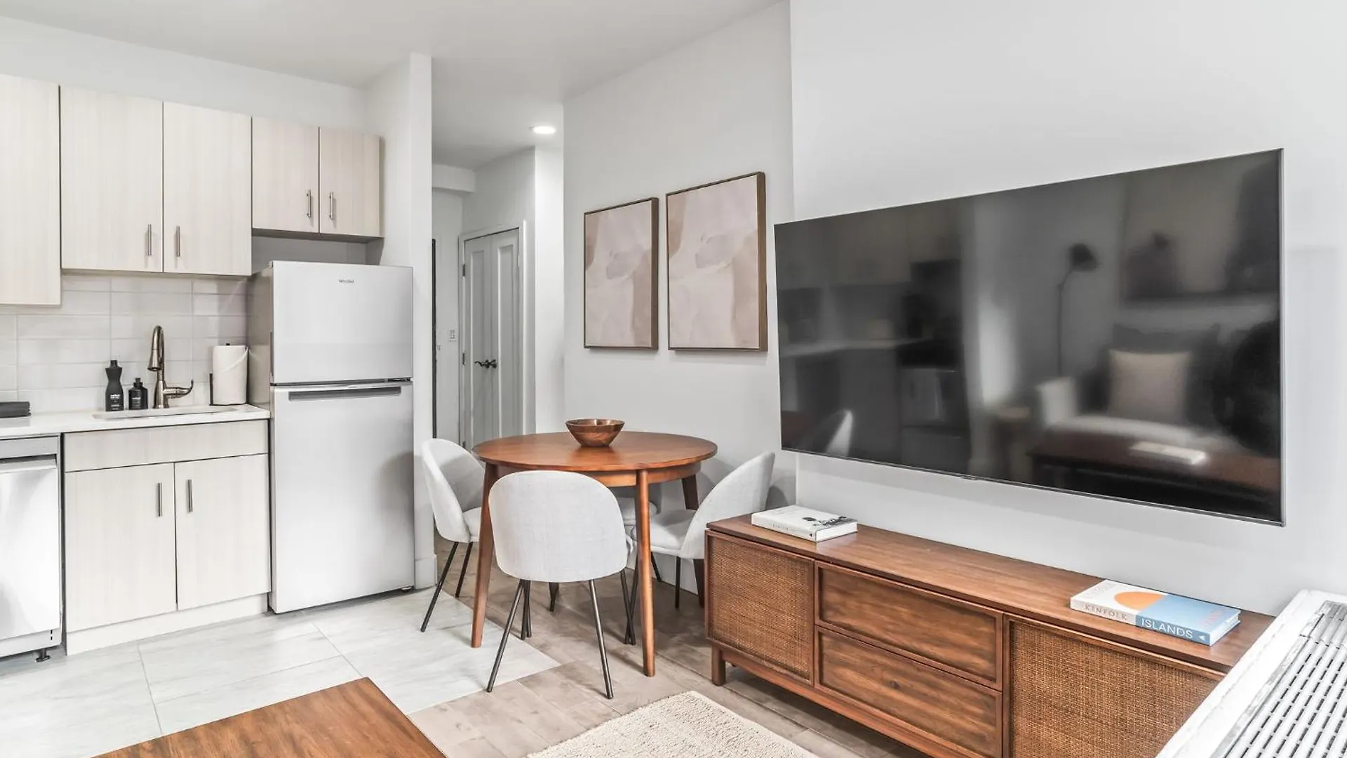 Stylish 2 Bed 1 Bath Stay By The Chrysler Building & Vibrant Murray Hill Nueva York
